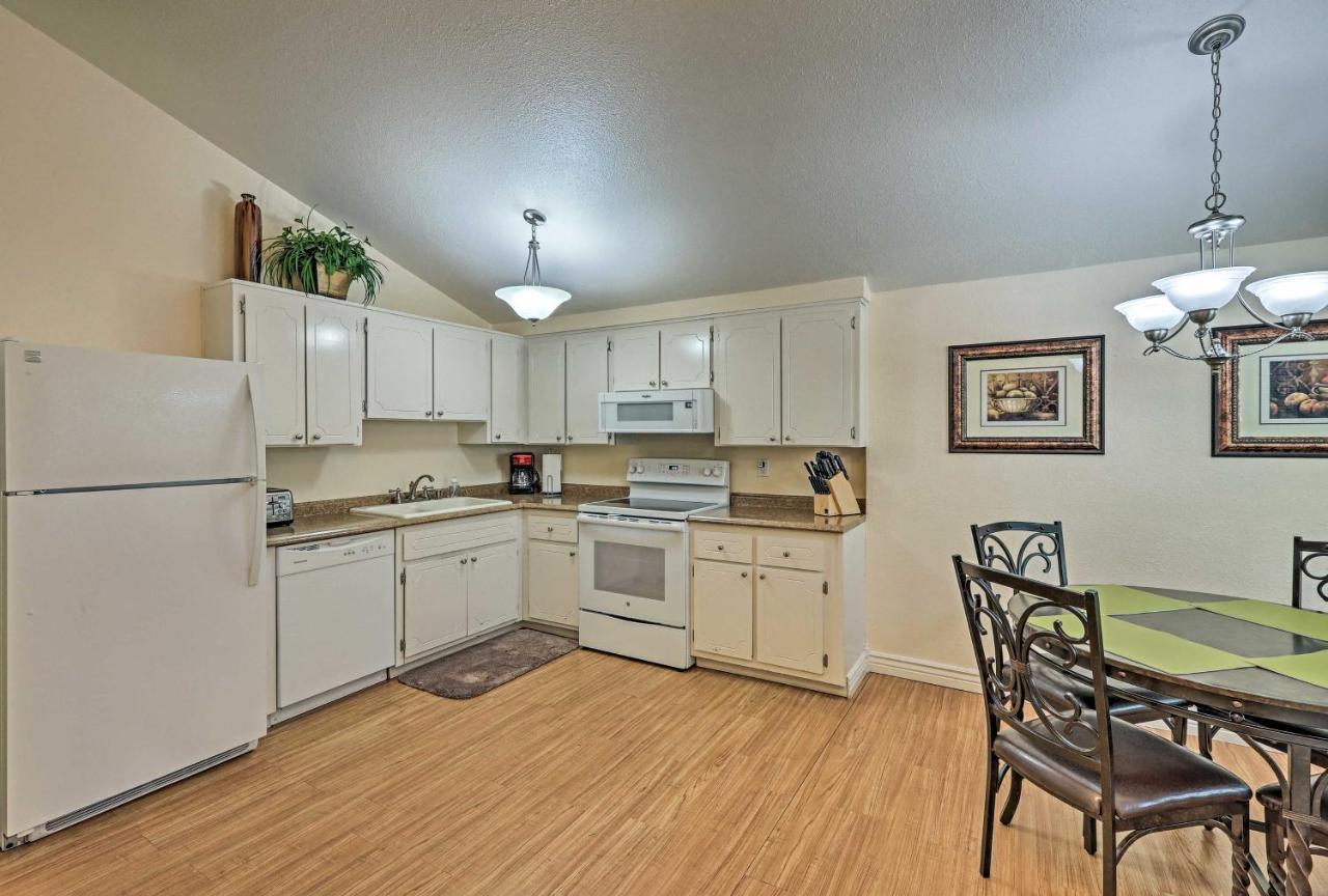 Flagstaff Townhome With Deck Easy Access Downtown! Extérieur photo